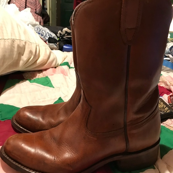 Boots very slight wear not broke in-yet - Picture 3 of 6